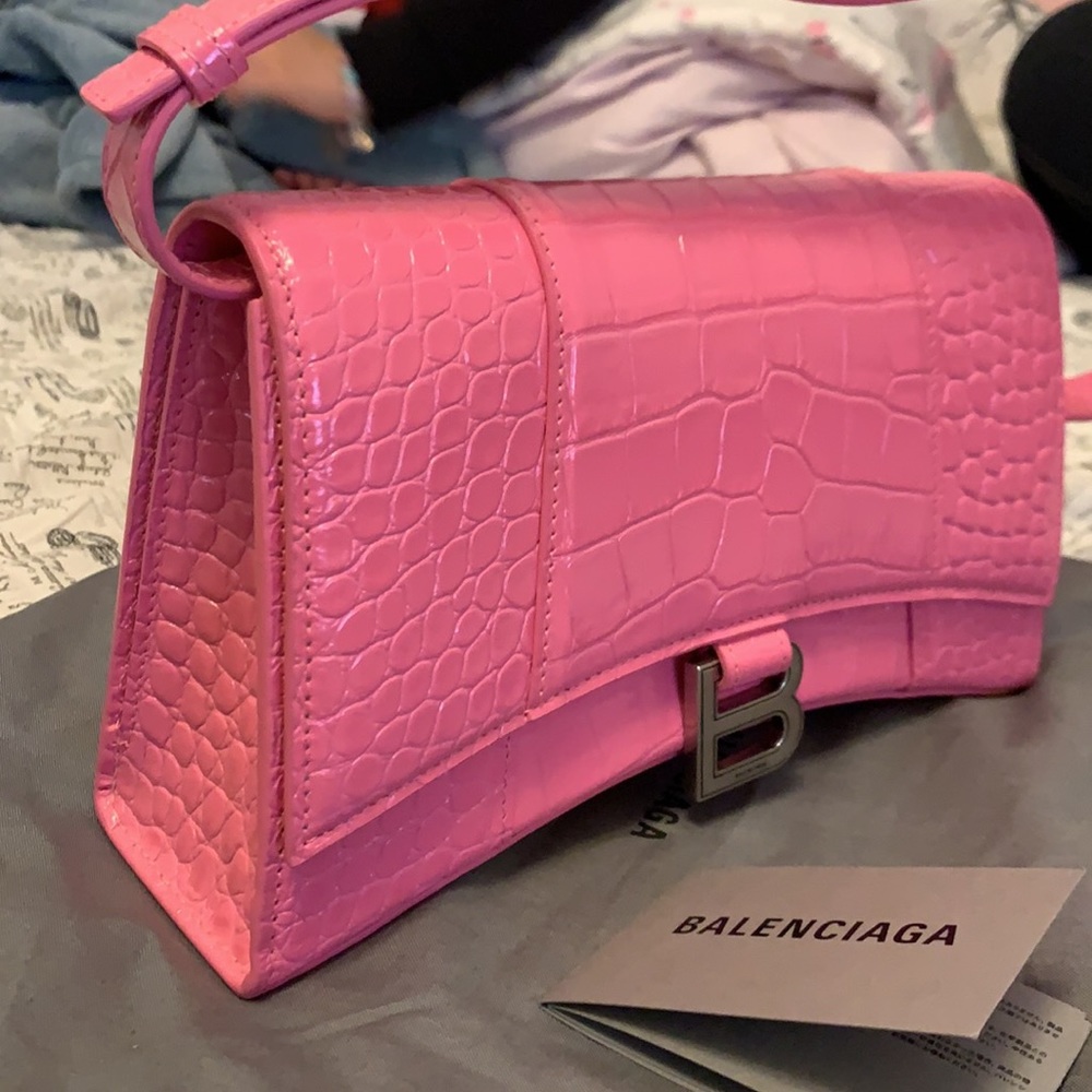 ~~SOLD ~~šš„°š„°Balenciaga Pink Hourglass Bag - Picture 5 of 9